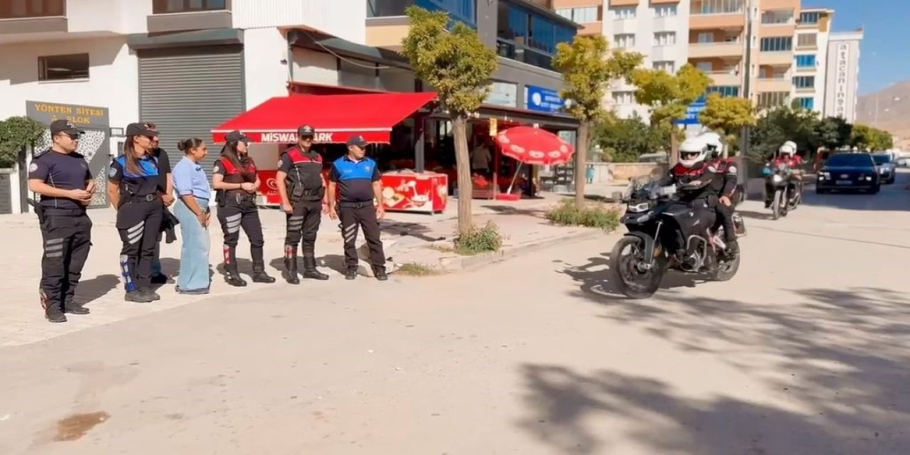 Van'da polis kız çocuğunun hayallerine ortak oldu