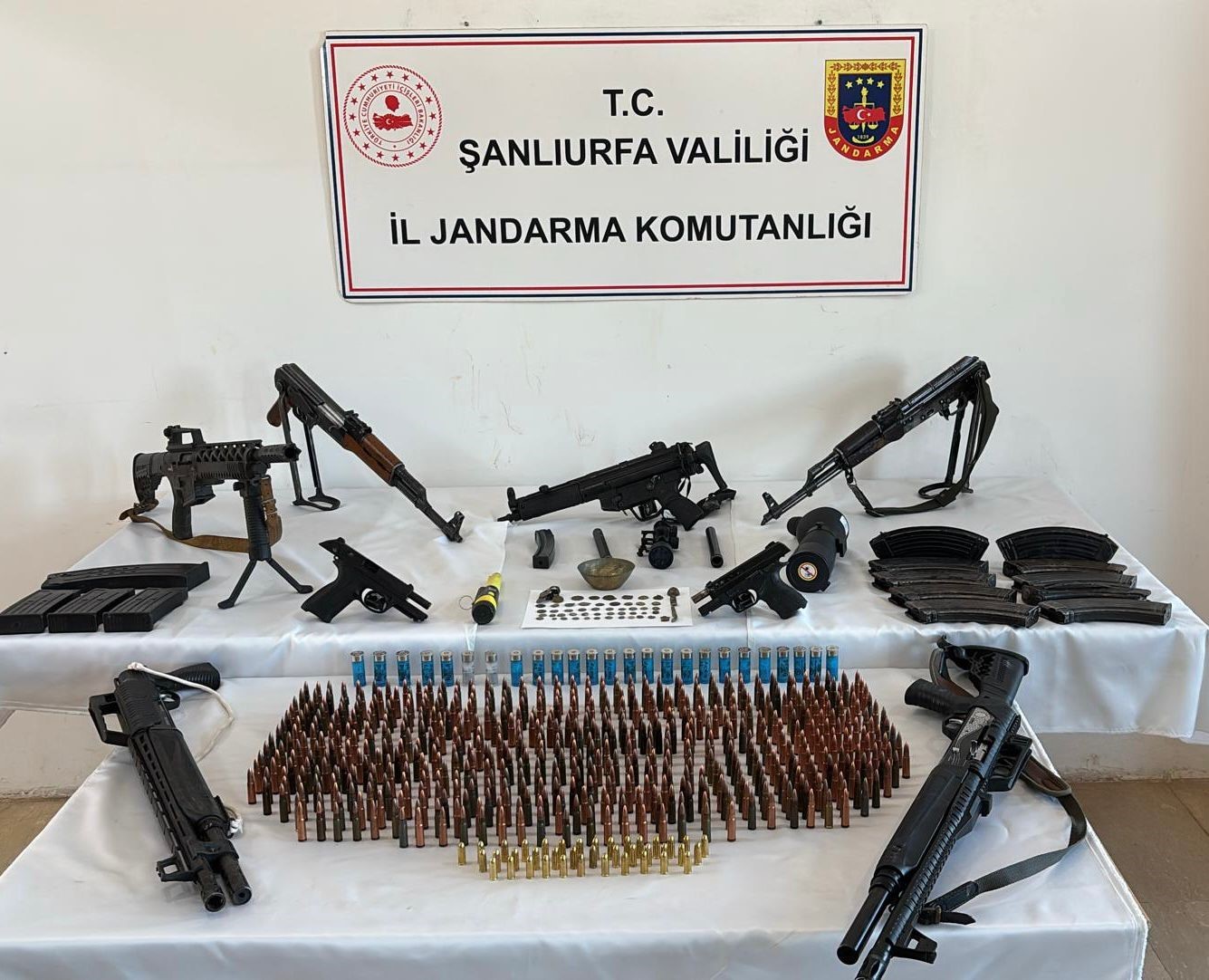 Urfa’da silah kaçakçılığı operasyonu: 3 şahıs gözaltına alındı