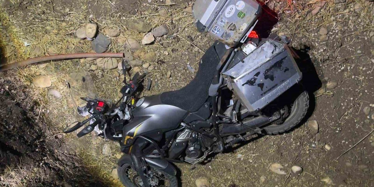Gaziantep’te motosiklet ineğe çarptı