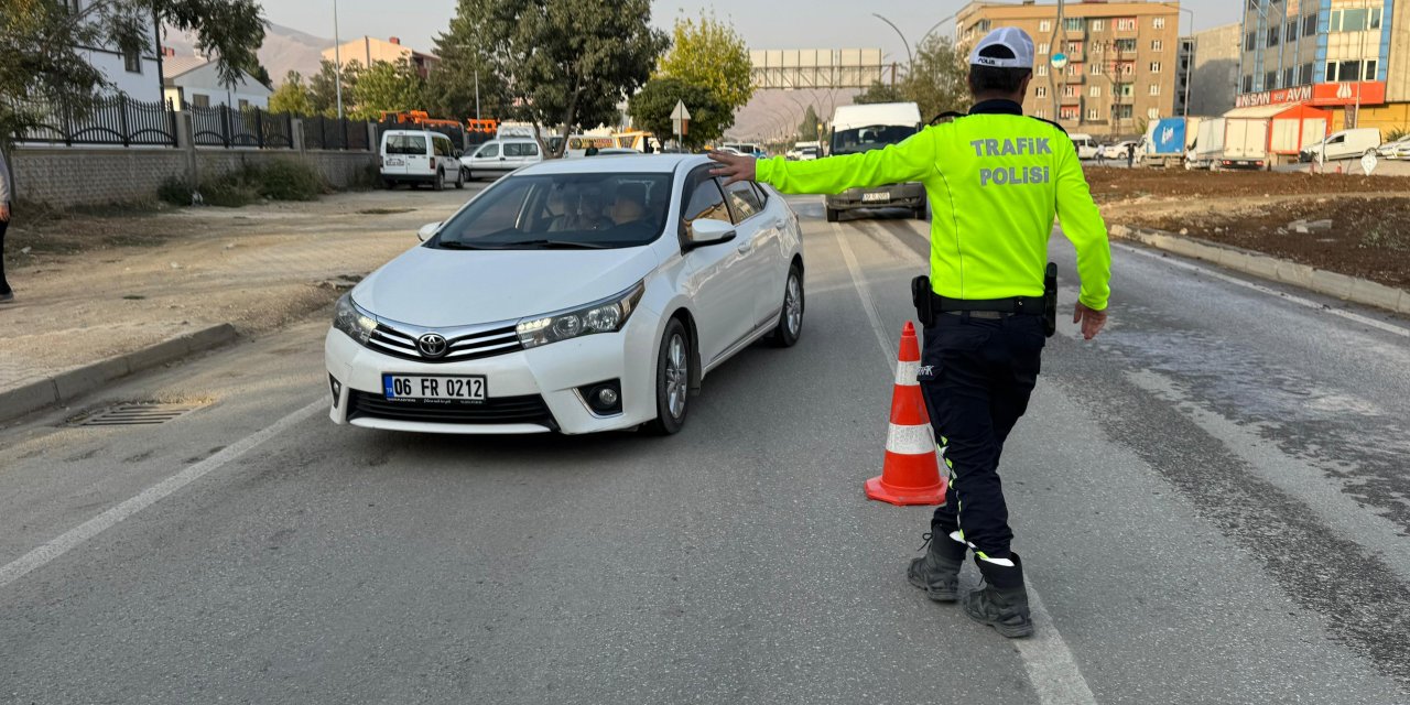 Yüksekova’da trafik güvenliği için denetimler arttırıldı