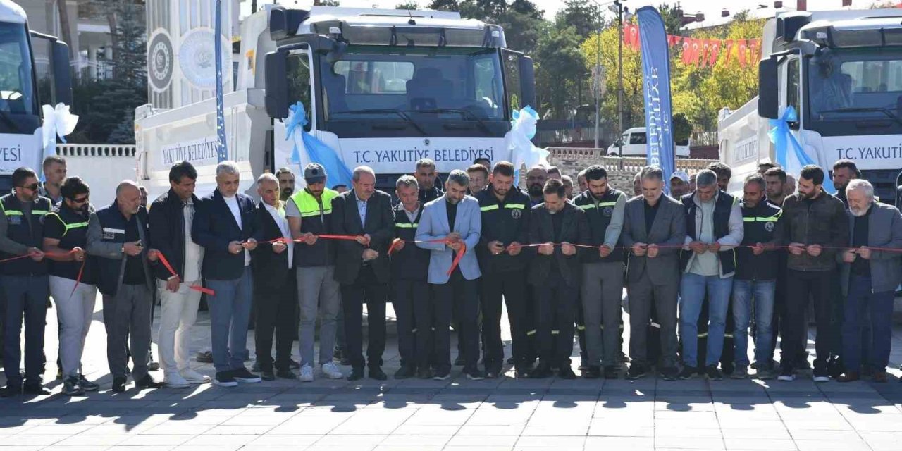 Yakutiye Belediyesi araç filosuna yeni kamyon ve iş makineleri kattı