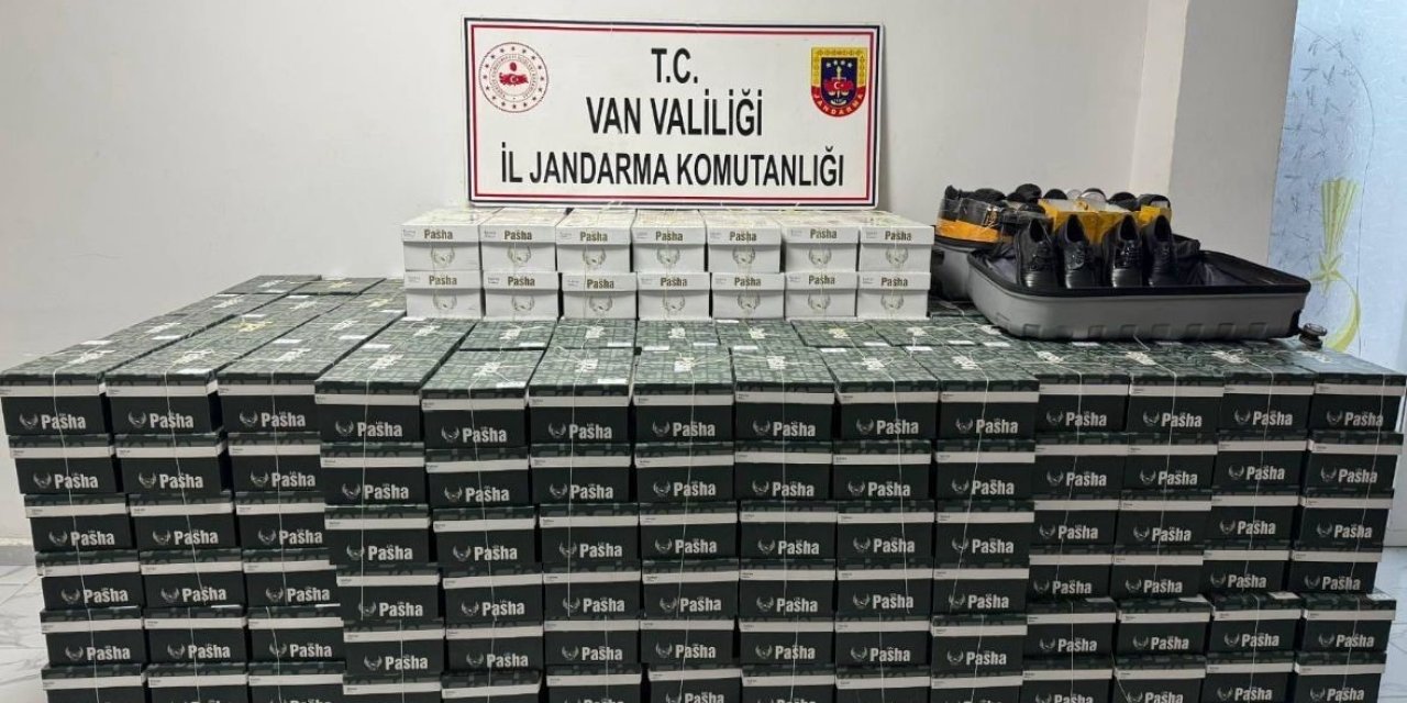 Van’da 799 çift kaçak ayakkabı yakalandı