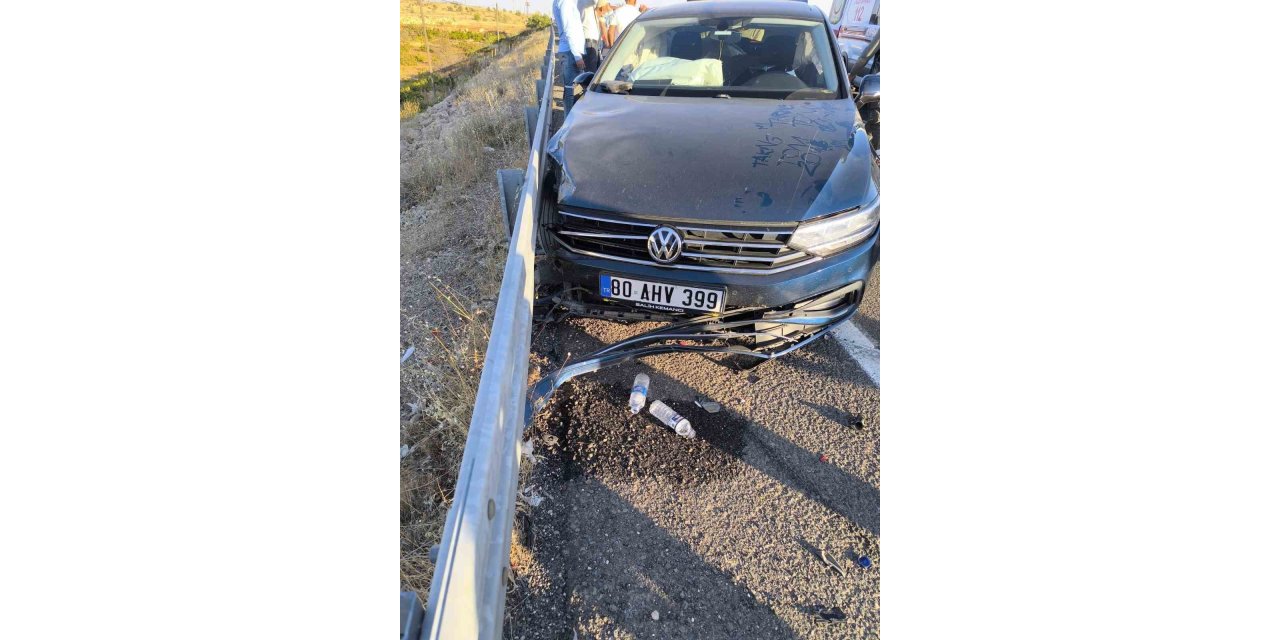 Mardin’de iki otomobil çarpıştı: 7 kişi yaralandı