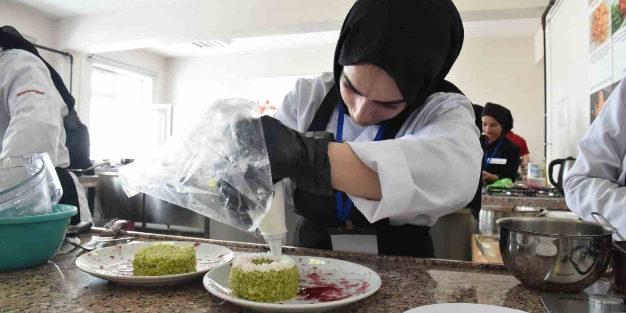 Erzurum'da Gastronomi Lisesi gençleri bekliyor