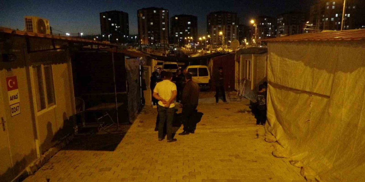 Malatya'da tuvalette silahlı saldırıya uğradı