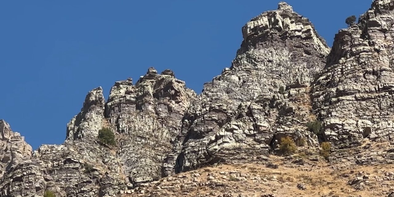 Hakkari’nin ’Dağ Keçileri Kalesi’ dikkat çekiyor