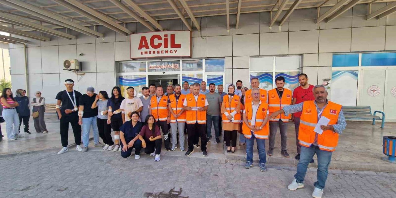 Gölbaşı Devlet Hastanesi’nde turkuaz kod tatbikatı