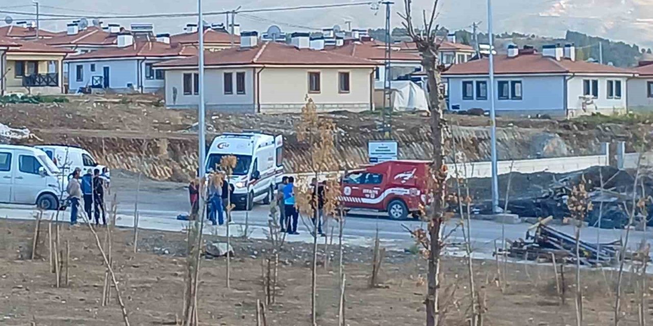 Malatya’da inşaatta kalıp çöktü: 2 kişi yaralandı