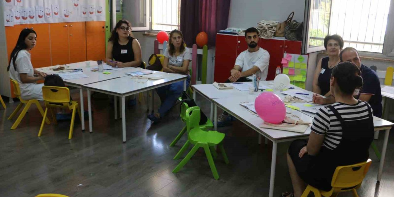 Diyarbakır’da öğretmenlerin mesleki gelişimine katkı sağlayan eğitimler sürüyor