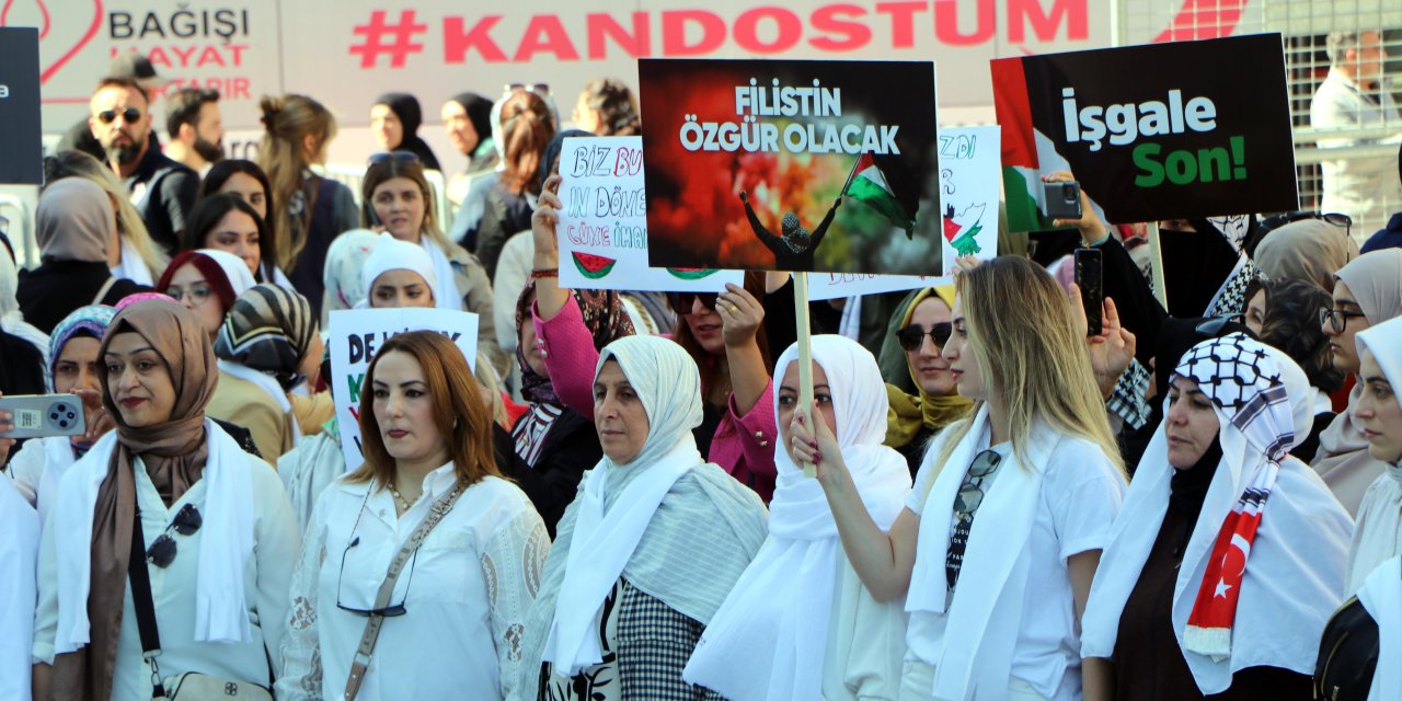 Van'da 'Gazze için Sessiz Çığlık Yürüyüşü'