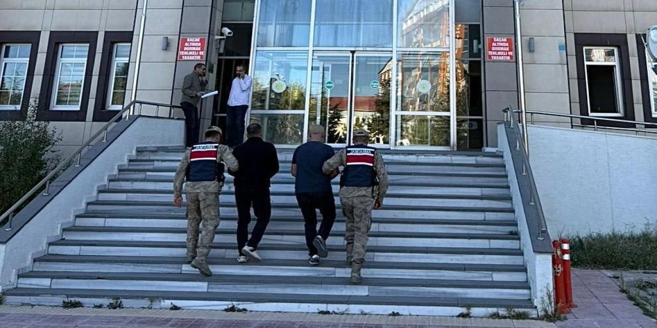 Bitlis’te göçmen kaçakçılığı operasyonu: 2 kişi tutuklandı
