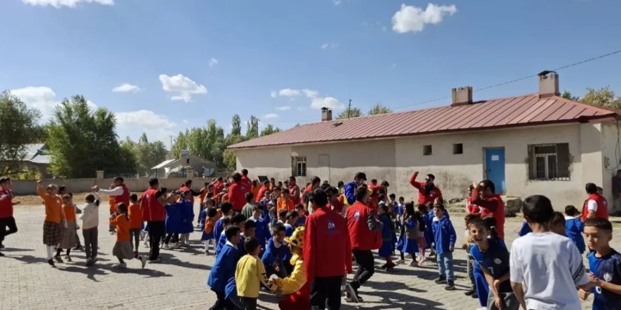 Hamur’da Damla Gönüllülük Hareketi projesi