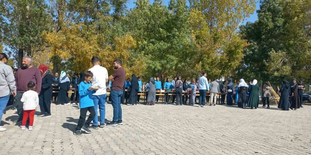 Özalp’te Filistin’e destek etkinliği yapıldı