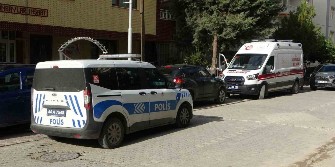 Malatya’da inşaattan düşen işçi kurtarılamadı