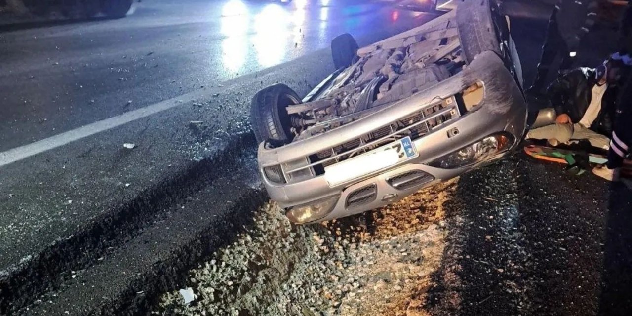 Elazığ’da otomobil takla attı: 2 kişi yaralandı