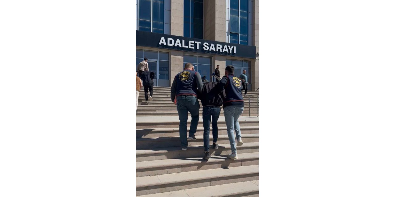 Van’da 25 yıl 9 ay hapis cezasıyla aranan kişi yakalandı