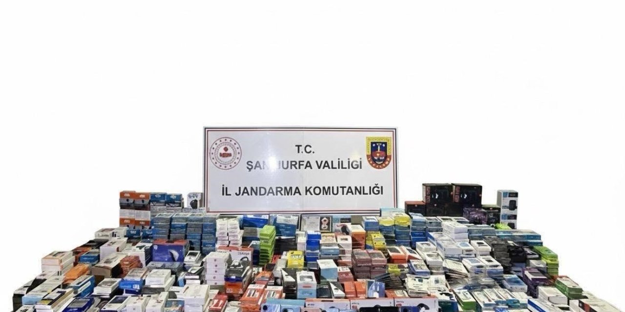Şanlıurfa’da 9 adet gümrük kaçağı cep telefonu yakalandı