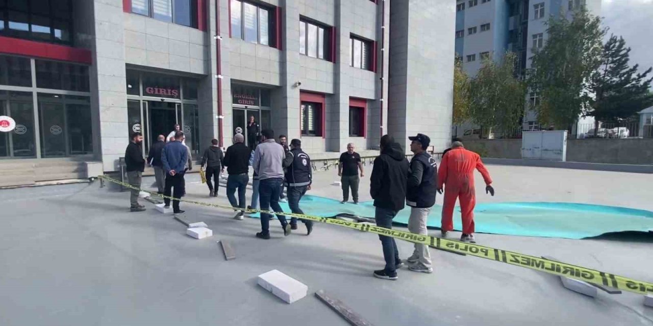 Erzurum’da kaçak göçmen operasyonu yapıldı