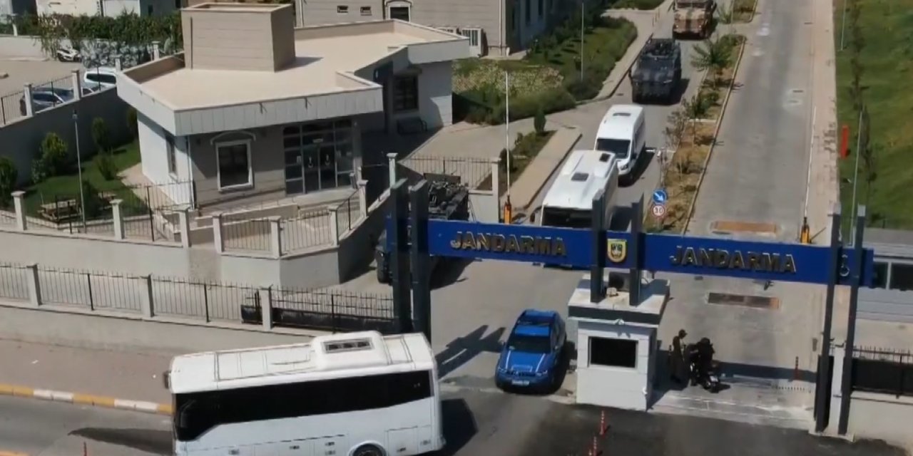 Şanlıurfa’da silah kaçakçılarına operasyon: 12 kişi gözaltına alındı