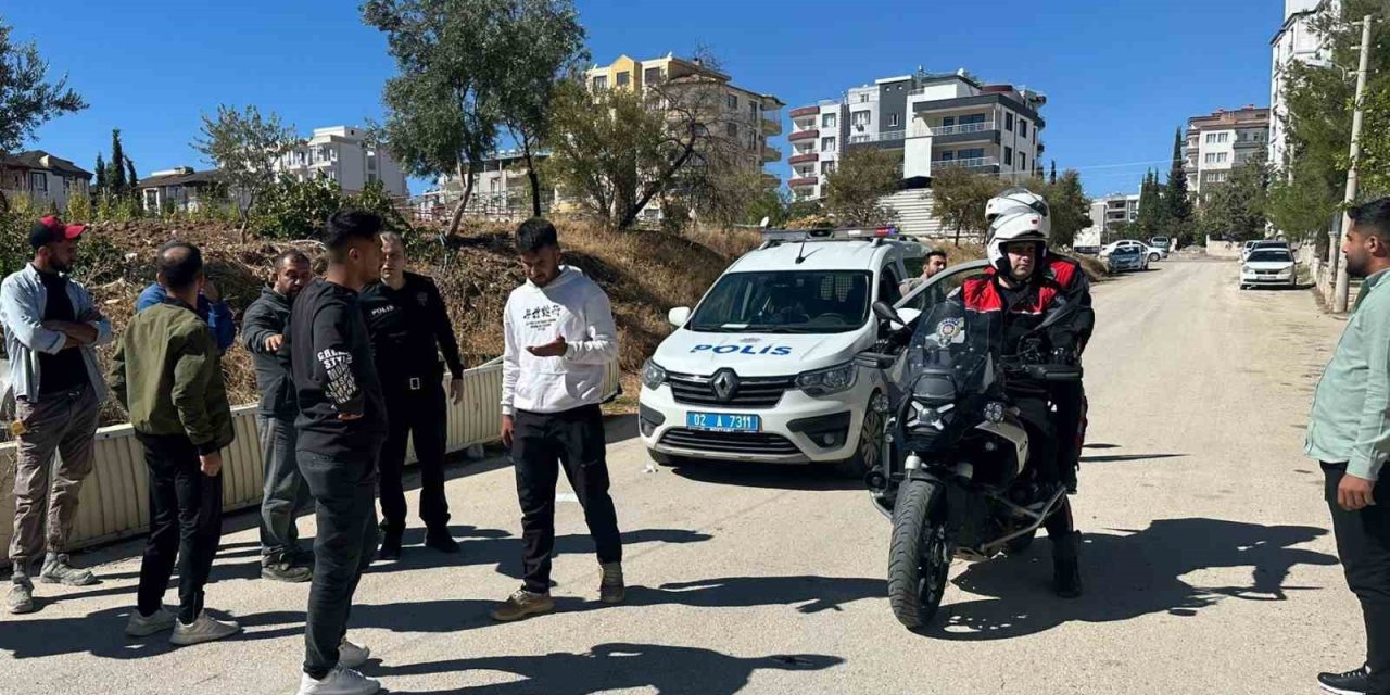 İki grup arasında bıçaklı kavga: 1 yaralı