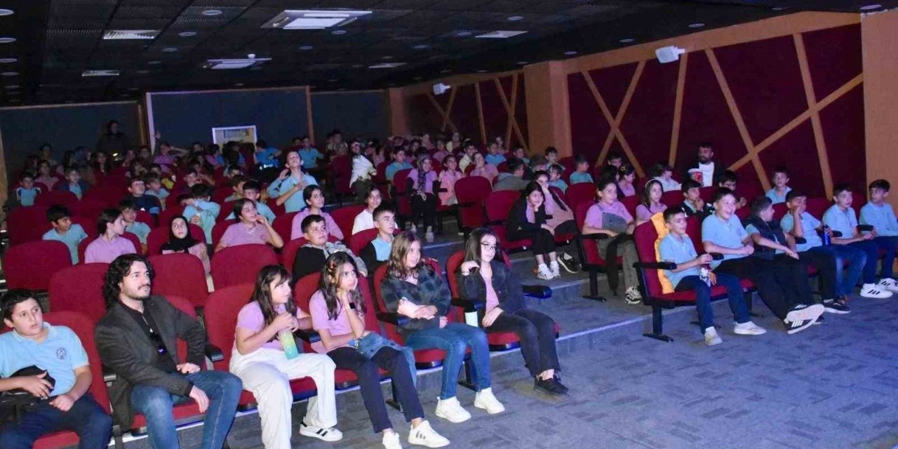 Siirt’te öğrenciler için "Sinema Günleri" etkinliği yapıldı