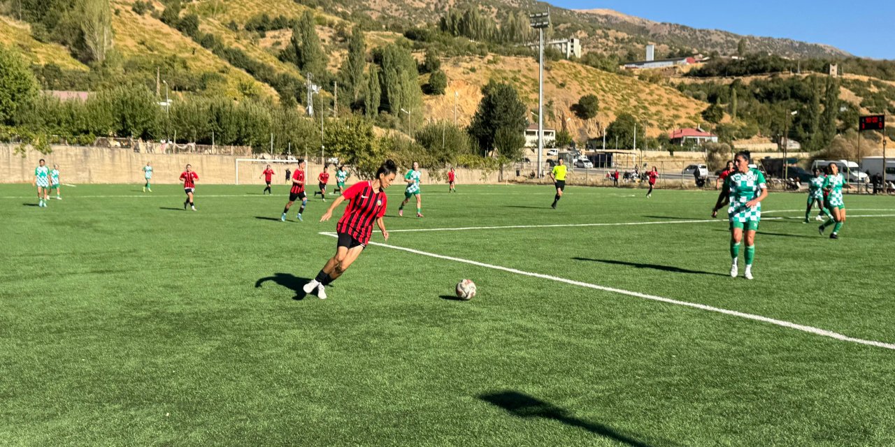 Yüksekova Kadın Futbol Takımı Giresun Sanayispor’u ağırlayacak