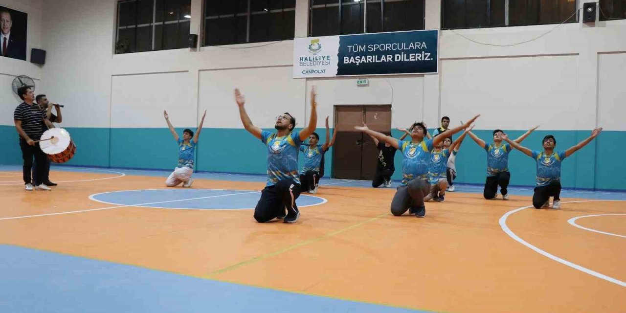 Haliliye’deki halk oyunları kursu ilgi görüyor