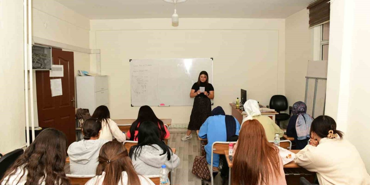 Çatak’ta ‘Destekleme ve Yetiştirme Kursları’na ilgi