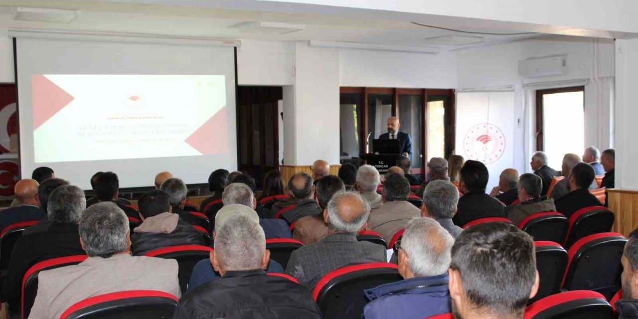 Tercan’da muhtarlara yönelik toplantı yapıldı