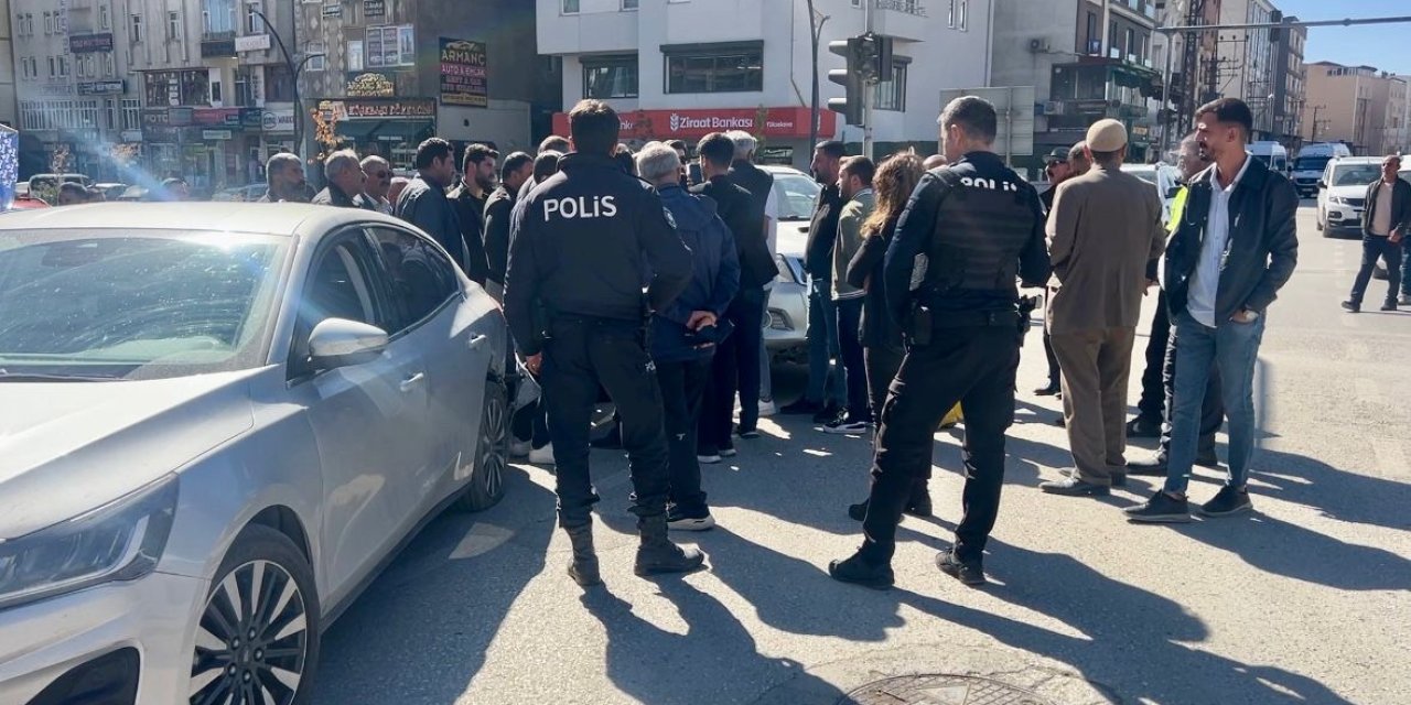 Yüksekova’da “ikinci kanala geçmeyin” iddiası tartışma yarattı