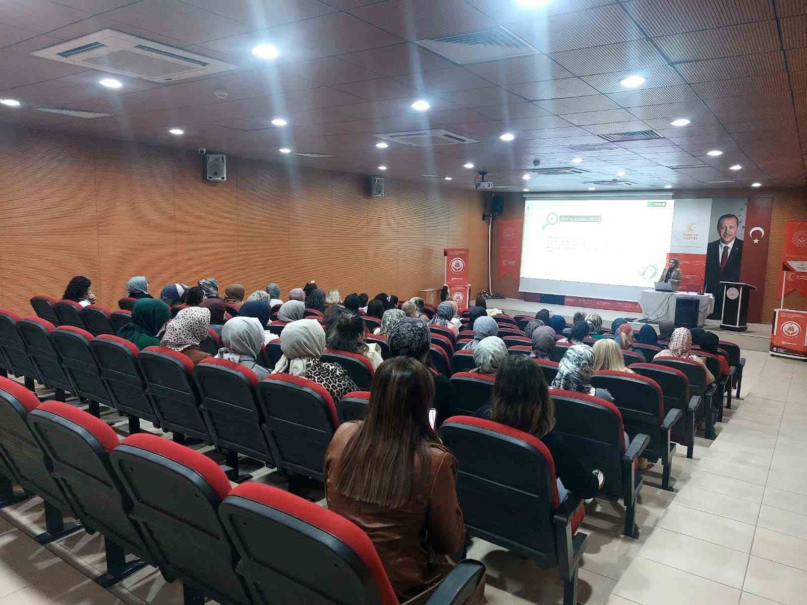 Elazığ’da kadınlara yönelik madde bağımlılığı eğitimi düzenlendi