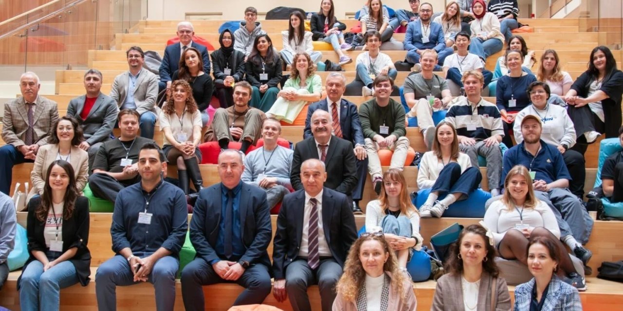 EBYÜ’de "Global Englishes in Language Teaching Programı"nın açılışı yapıldı