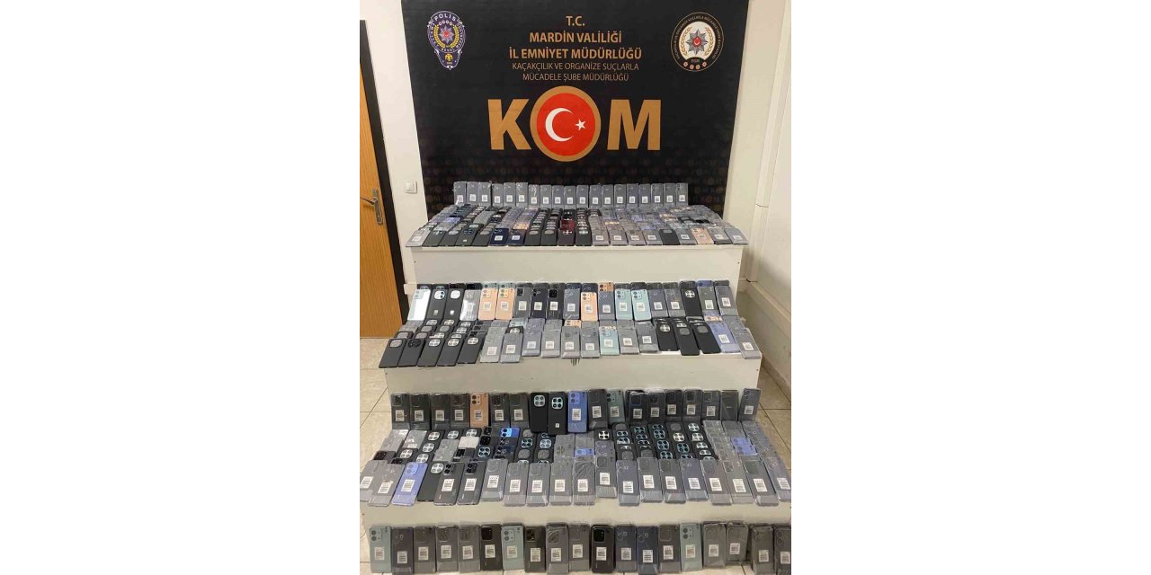 Mardin’de 15 milyon liralık kaçak cep telefonu yakalandı