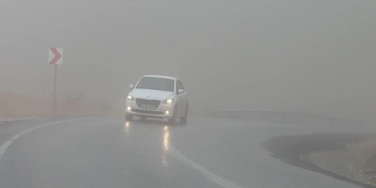 Şemdinli yolunda yoğun sis