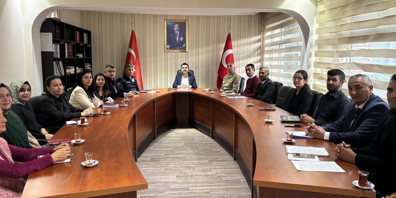 Susuz’da Kaymakam Tutal, kurum amirleriyle görüştü