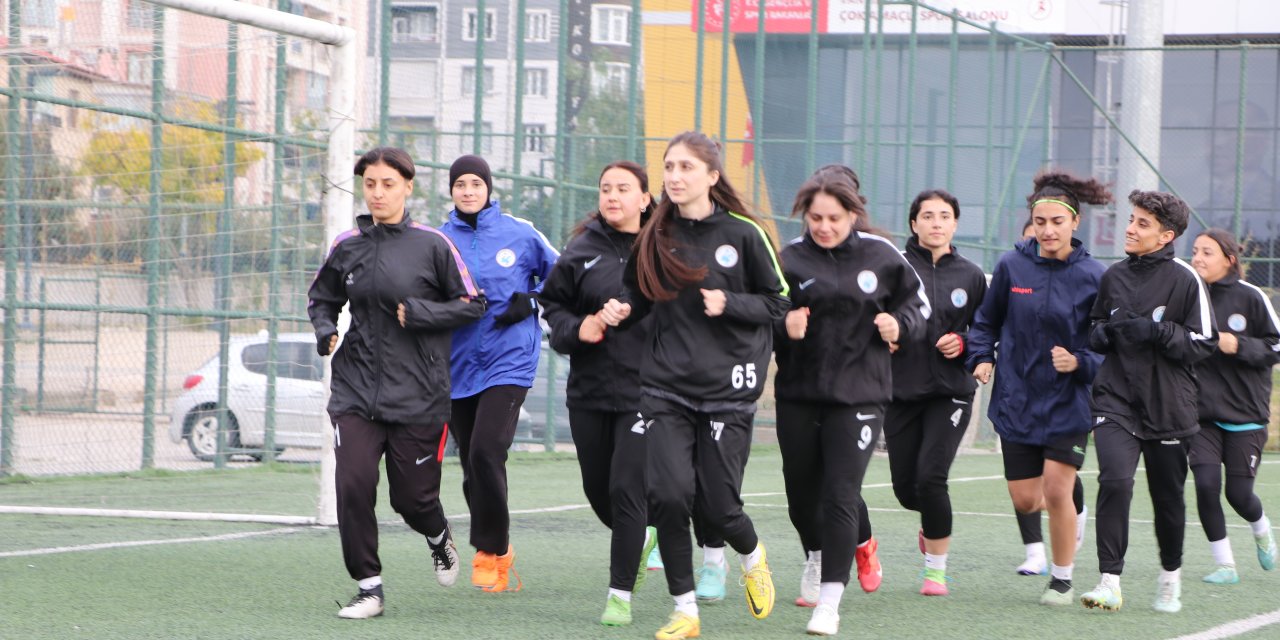 Vangücü Kadın Futbol Takımı destek bekliyor