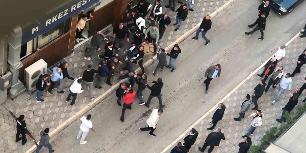 Elazığ’da iki grup arasında kavga çıktı