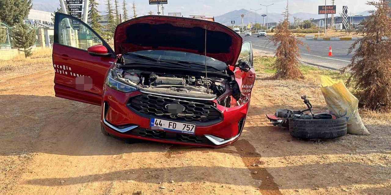 Malatya’da iki otomobil çarpıştı: 2 kişi yaralandı