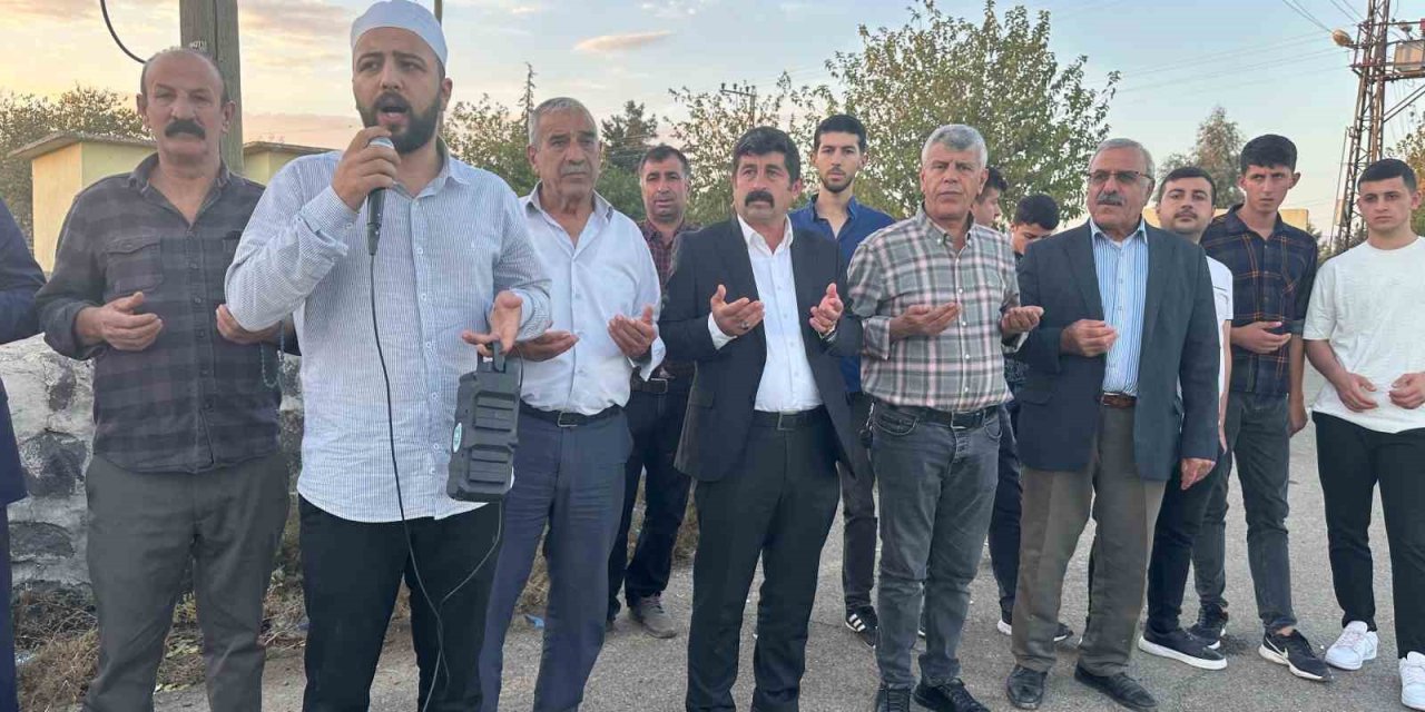 Şırnak'ta polis memurundan köy çocuklarına birlik sofrası