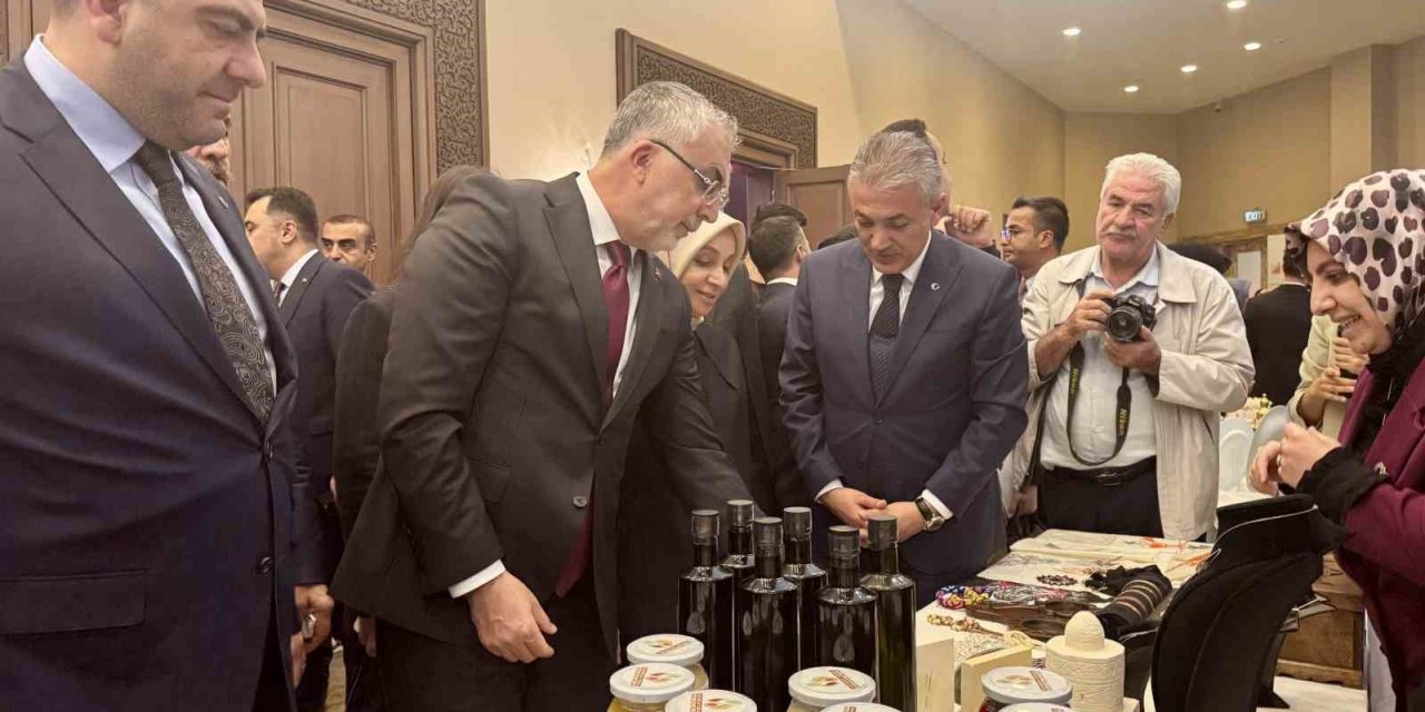 Bakan Işıkhan: "1 milyon 634 bin 56 kadın işe yerleştirildi"