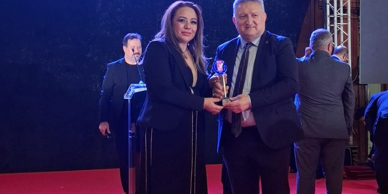 Prof. Dr. Aysun Bay’a "Avrupa’nın En Başarılı Türk Kadını" Ödülü