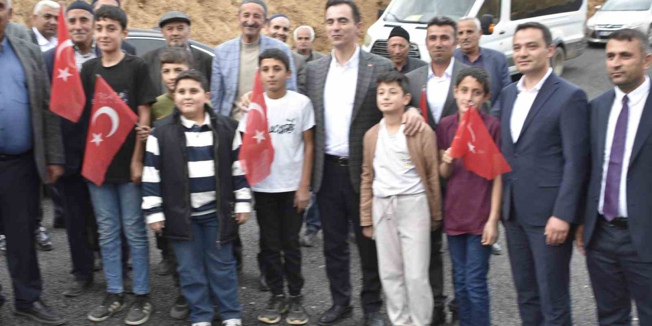 Vali Karakaya köylerdeki yatırımları yerinde inceledi