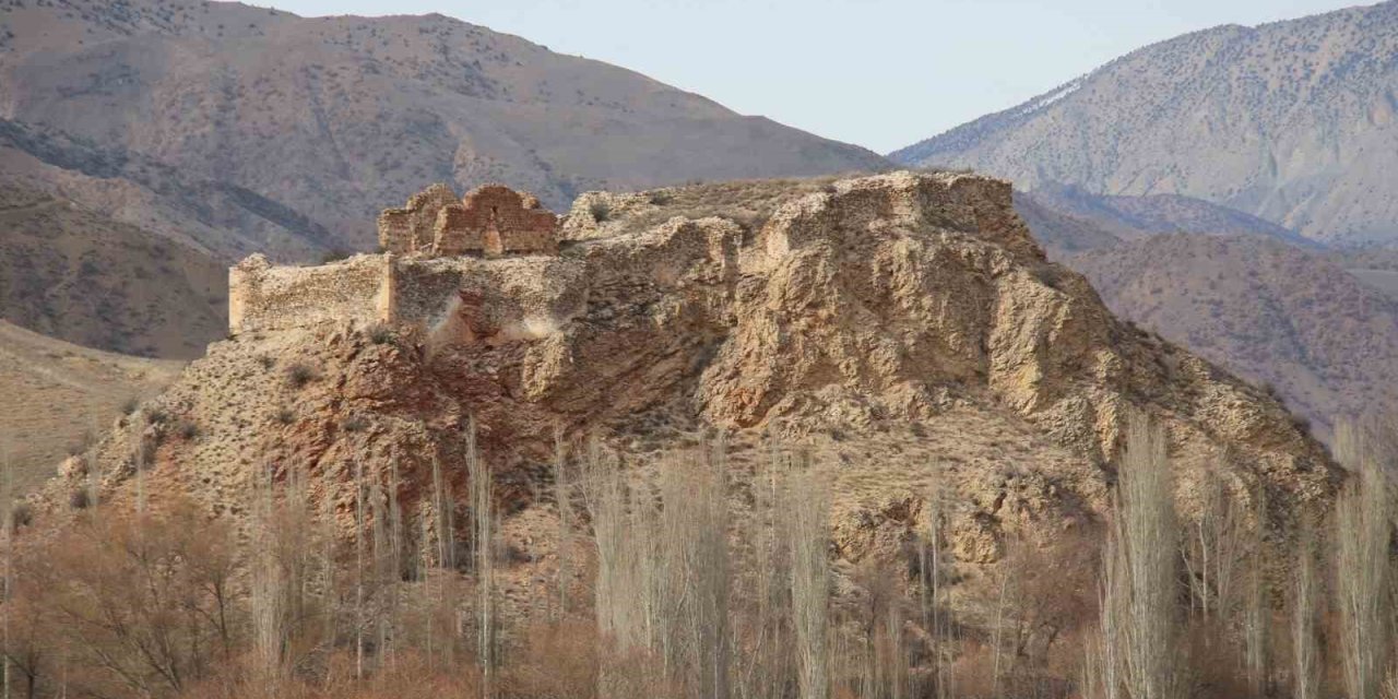 Erzurum’daki kale ilgi bekliyor