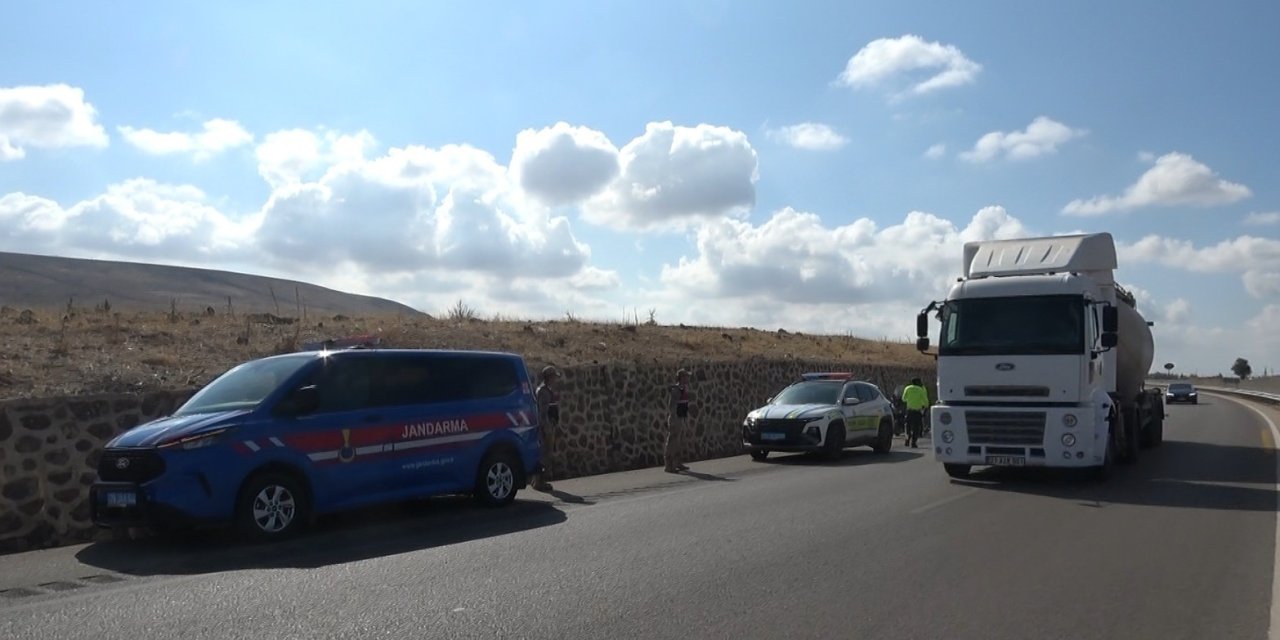 Kilis-Gaziantep karayolunda motosiklet kazası: 2 kişi yaralandı