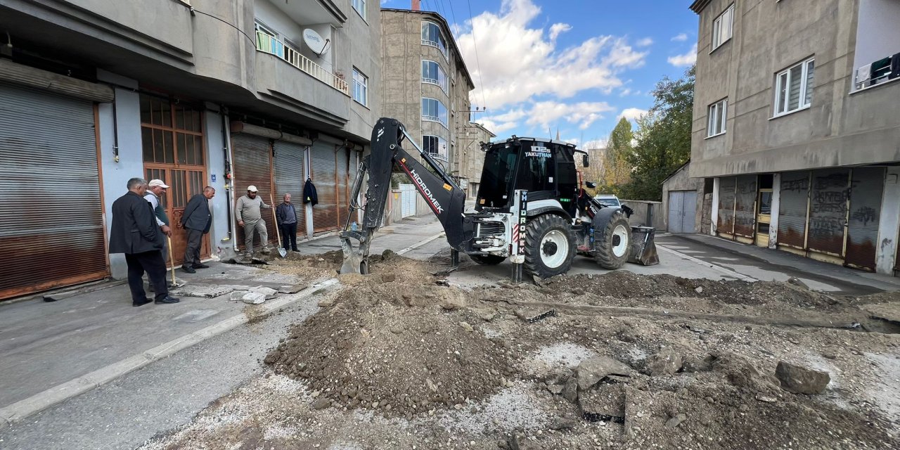 Esenyurt Mahallesi 244. Sokak’ta doğal gaz abonelik kutuları yerleştirilmeye başlandı