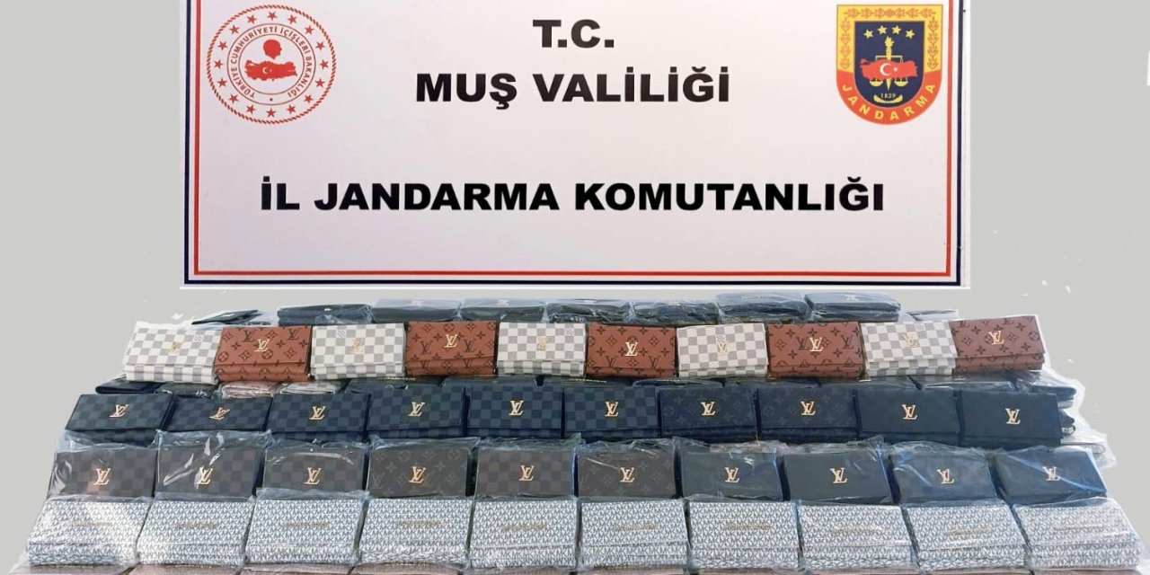 Muş’ta 1 milyon 220 bin liralık sahte cüzdan yakalandı