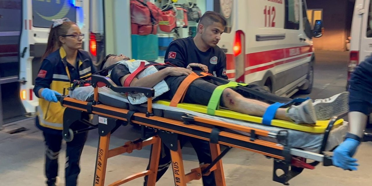 Motosiklet ile tır çarpıştı: 1 kişi yaralandı