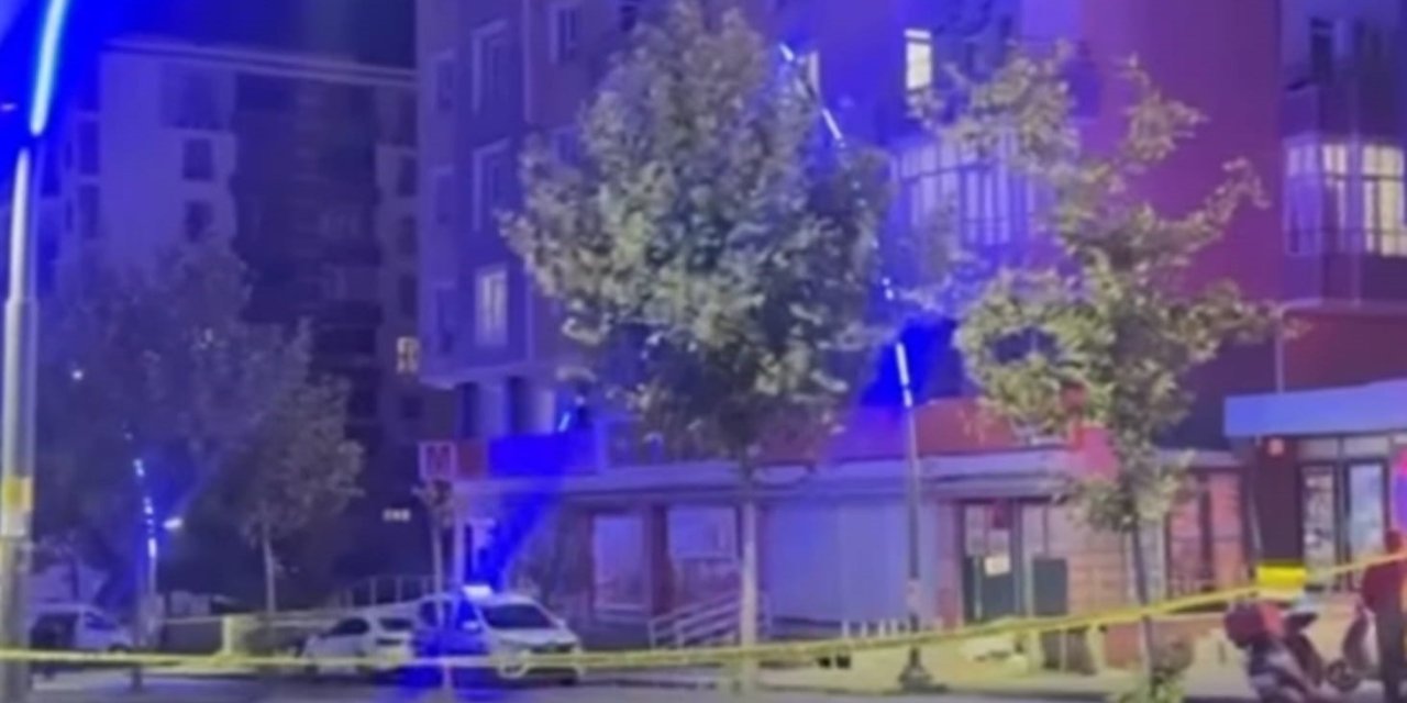 Batman’da bir iş yerinin önündeki şüpheli poşetten çöp çıktı