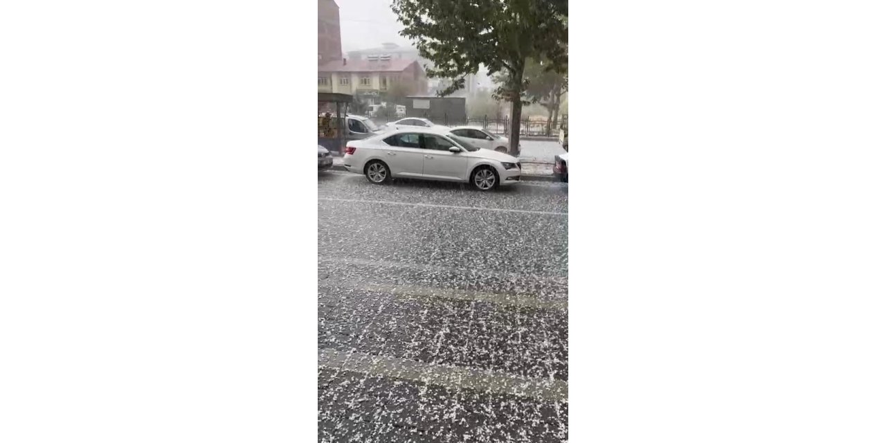 Kovancılar'da dolu yağışı  etkili oldu