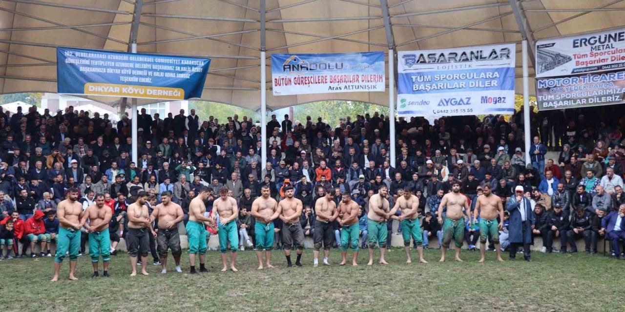 Erzurum’da 102’incisi yapılan Uzundere Karakucak Güreşleri heyecan yaşattı